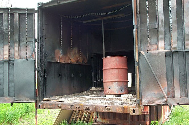 Competitor's Unprotected Burn Chamber